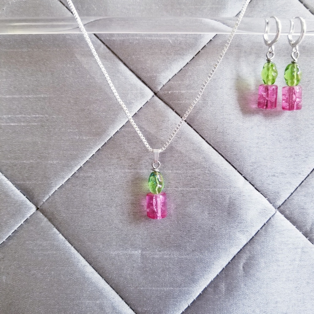 Vintage 60's Glass Jewelry Set